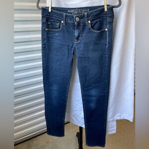American Eagle Outfitters Women's Dark Blue Skinny Jeans